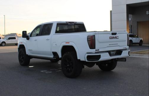 2024 GMC Sierra 2500 AT4