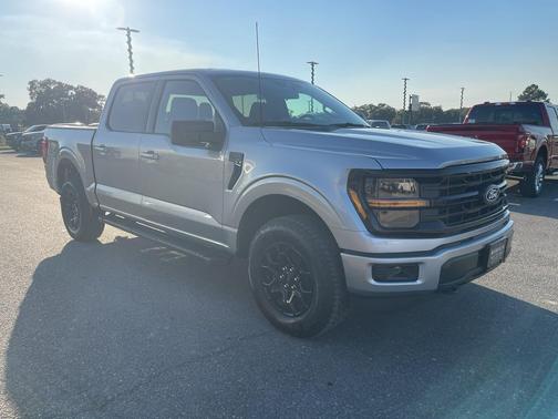 Iconic Silver Metallic 2026 Ford F-150 XLT
