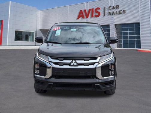 Labrador Black Pearl 2025 Mitsubishi Outlander Sport SE