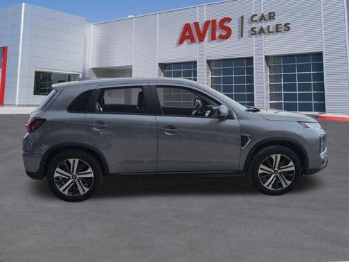 Mercury Gray Metallic 2025 Mitsubishi Outlander Sport SE