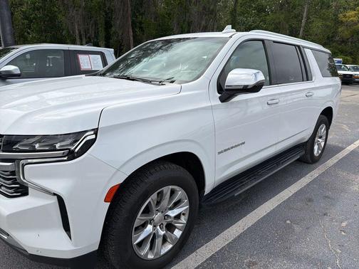 Summit White 2023 Chevrolet Suburban Premier
