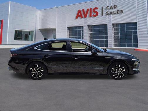 Abyss Black 2025 Hyundai SONATA SEL