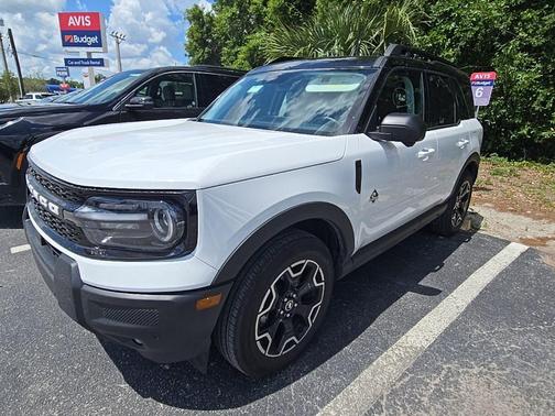 Oxford White 2025 Ford Bronco Sport Outer Banks