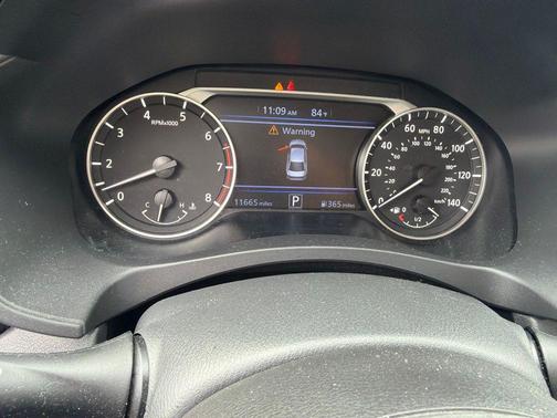 Brilliant Silver Metallic 2025 Nissan Altima SR FWD