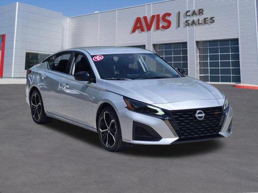 Brilliant Silver Metallic 2025 Nissan Altima SR FWD