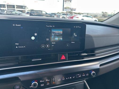 2025 Kia Carnival LXS