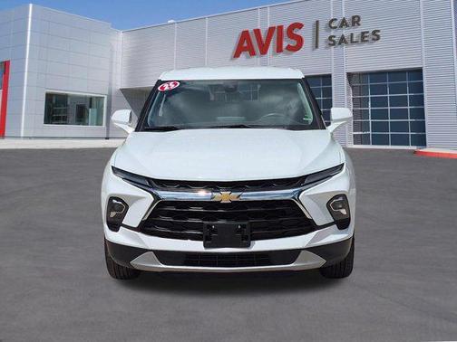 Summit White 2025 Chevrolet Blazer 2LT