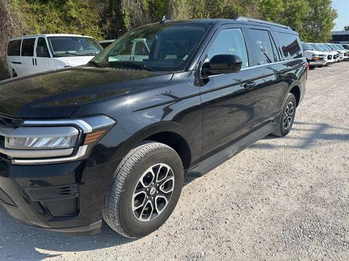 Agate Black Metallic 2024 Ford Expedition Max XLT