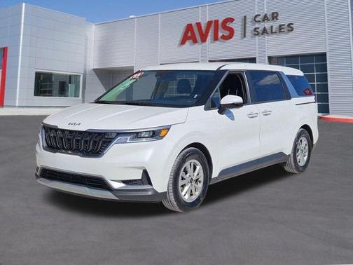 2024 Kia Carnival LX