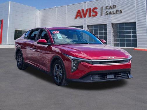 2025 Kia K4 LXS
