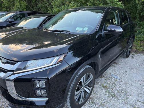 Labrador Black Pearl 2025 Mitsubishi Outlander Sport SE