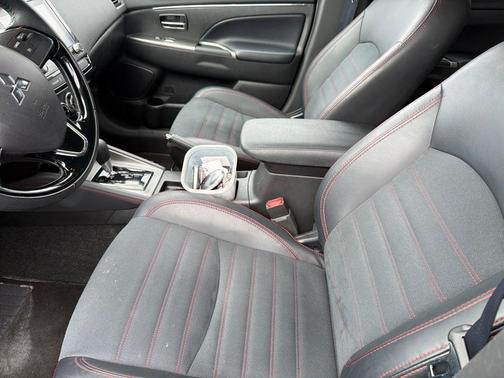 Octane Blue Metallic 2025 Mitsubishi Outlander Sport SE