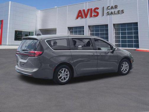 Ceramic Gray Clearcoat 2023 Chrysler Pacifica Touring L