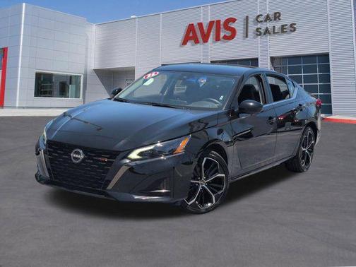 Super Black 2025 Nissan Altima SR AWD