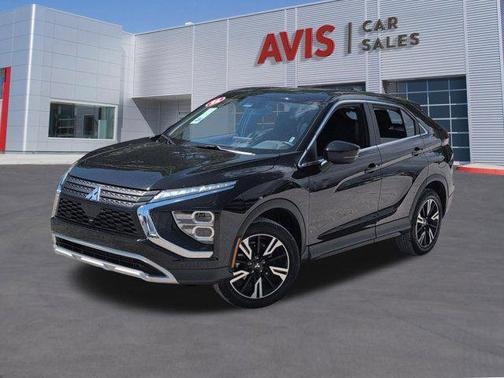 Labrador Black Pearl 2025 Mitsubishi Eclipse Cross SE