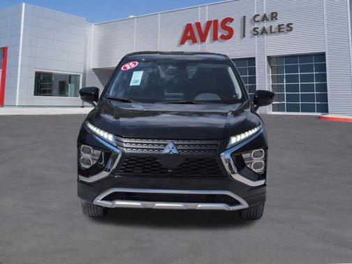 Labrador Black Pearl 2025 Mitsubishi Eclipse Cross SE