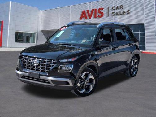 Onyx Black 2025 Hyundai VENUE SEL