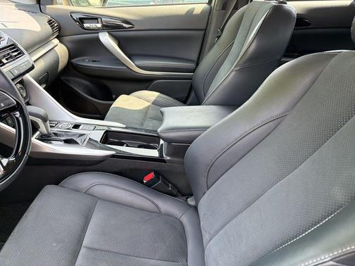 Alloy Silver Metallic 2025 Mitsubishi Eclipse Cross SE