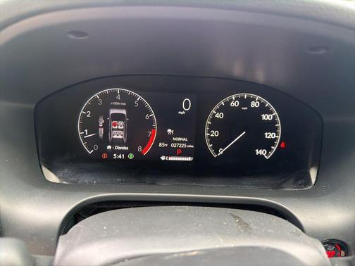 Urban Gray Pearl 2025 Honda HR-V LX