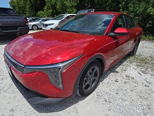 Currant Red 2025 Kia K4 LXS