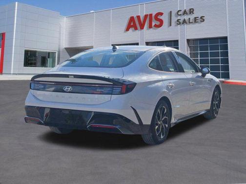 2025 Hyundai SONATA SEL