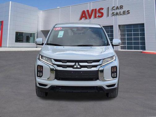 White Diamond 2025 Mitsubishi Outlander Sport SE