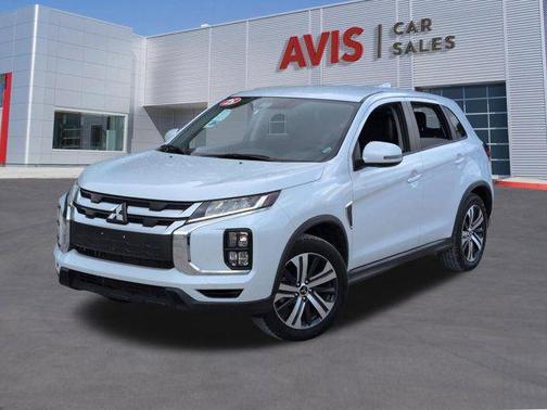 White Diamond 2025 Mitsubishi Outlander Sport SE