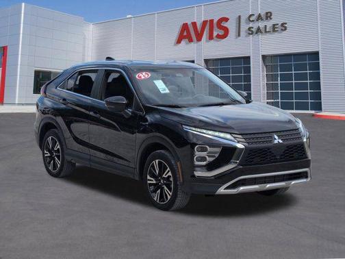 Labrador Black Pearl 2025 Mitsubishi Eclipse Cross SE