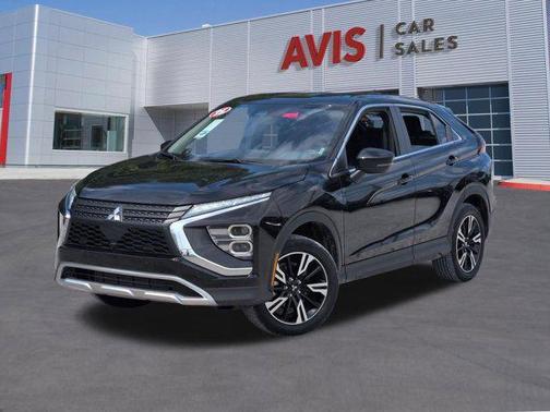 Labrador Black Pearl 2025 Mitsubishi Eclipse Cross SE