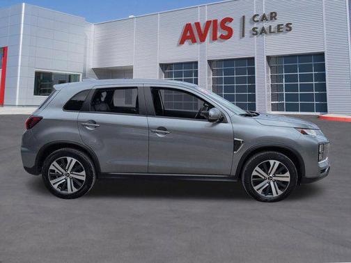 Mercury Gray Metallic 2025 Mitsubishi Outlander Sport SE