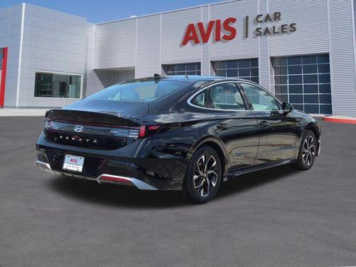 Abyss Black 2025 Hyundai SONATA SEL