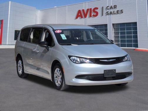 2024 Chrysler Voyager LX