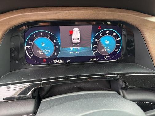Gray 2025 Volkswagen Atlas 2.0T SE w/Technology