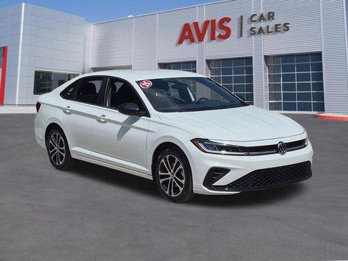Pure White 2025 Volkswagen Jetta 1.5T Sport