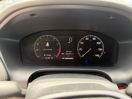 Crystal Black Pearl 2025 Honda HR-V LX