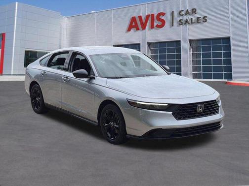 Solar Silver Metallic 2025 Honda Accord SE