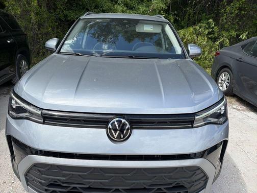 Gray 2025 Volkswagen Taos 1.5T SE
