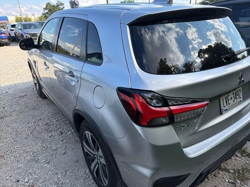 Alloy Silver Metallic 2025 Mitsubishi Outlander Sport SE