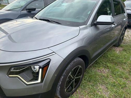 Steel Gray 2025 Kia Niro LX