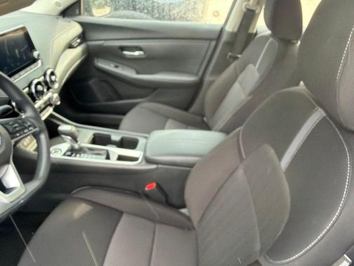 Super Black 2025 Nissan Sentra SV