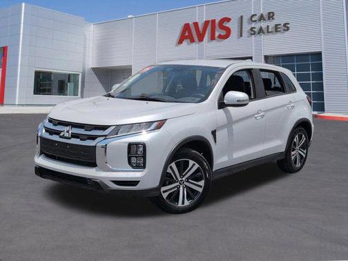 White Diamond 2025 Mitsubishi Outlander Sport SE