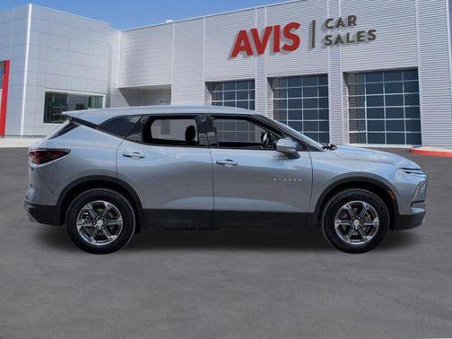 Sterling Gray Metallic 2025 Chevrolet Blazer 2LT