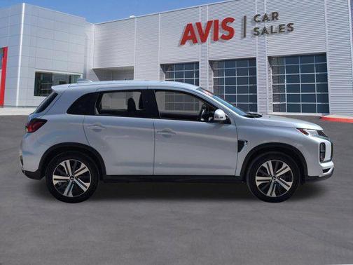 White Diamond 2025 Mitsubishi Outlander Sport SE