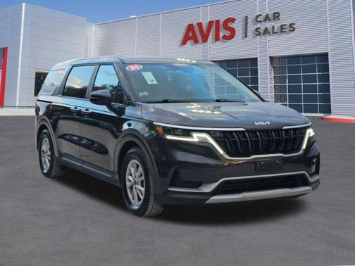 2024 Kia Carnival LX