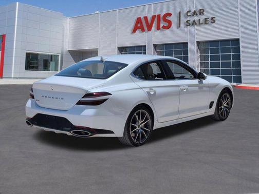White 2025 Genesis G70 2.5T RWD