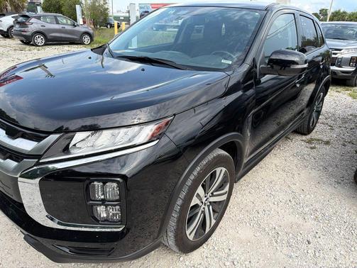Labrador Black Pearl 2025 Mitsubishi Outlander Sport SE