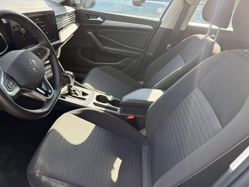 2025 Volkswagen Jetta 1.5T S