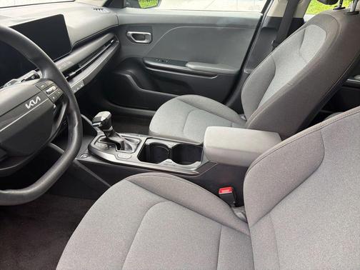 Interstellar Gray 2025 Kia K4 LXS