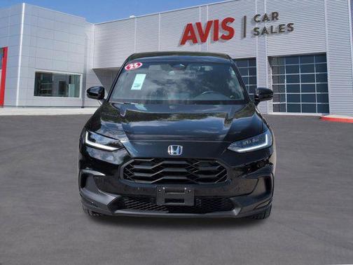 Crystal Black Pearl 2025 Honda HR-V AWD Sport