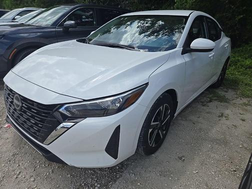 White 2025 Nissan Sentra SV